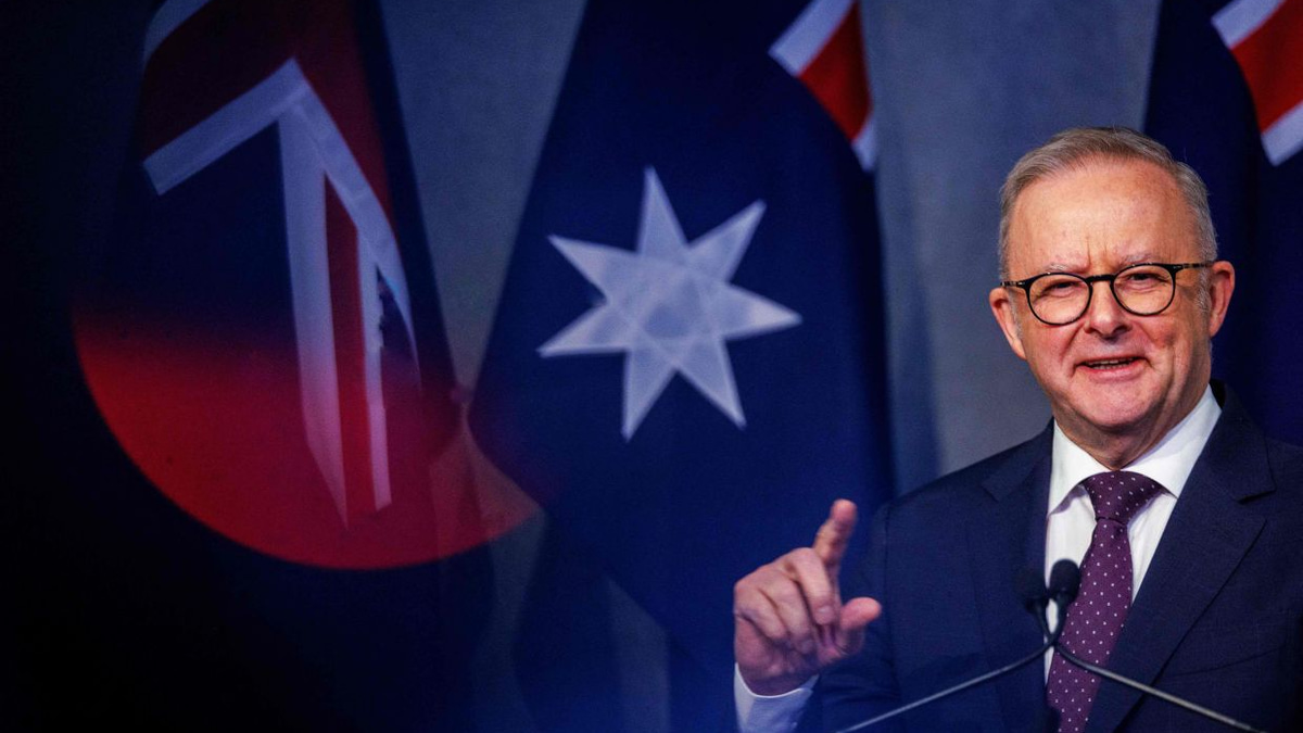 Australia's Albanese Pledges Lower Migration as One Nation Surges in Polls