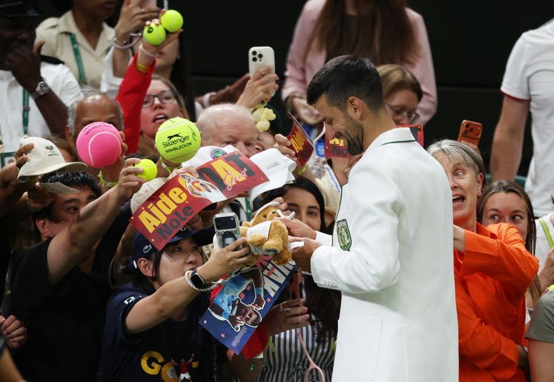 Djokovic's Wimbledon Masterclass: From Ball Girl Prank to Playful McIlroy Challenge