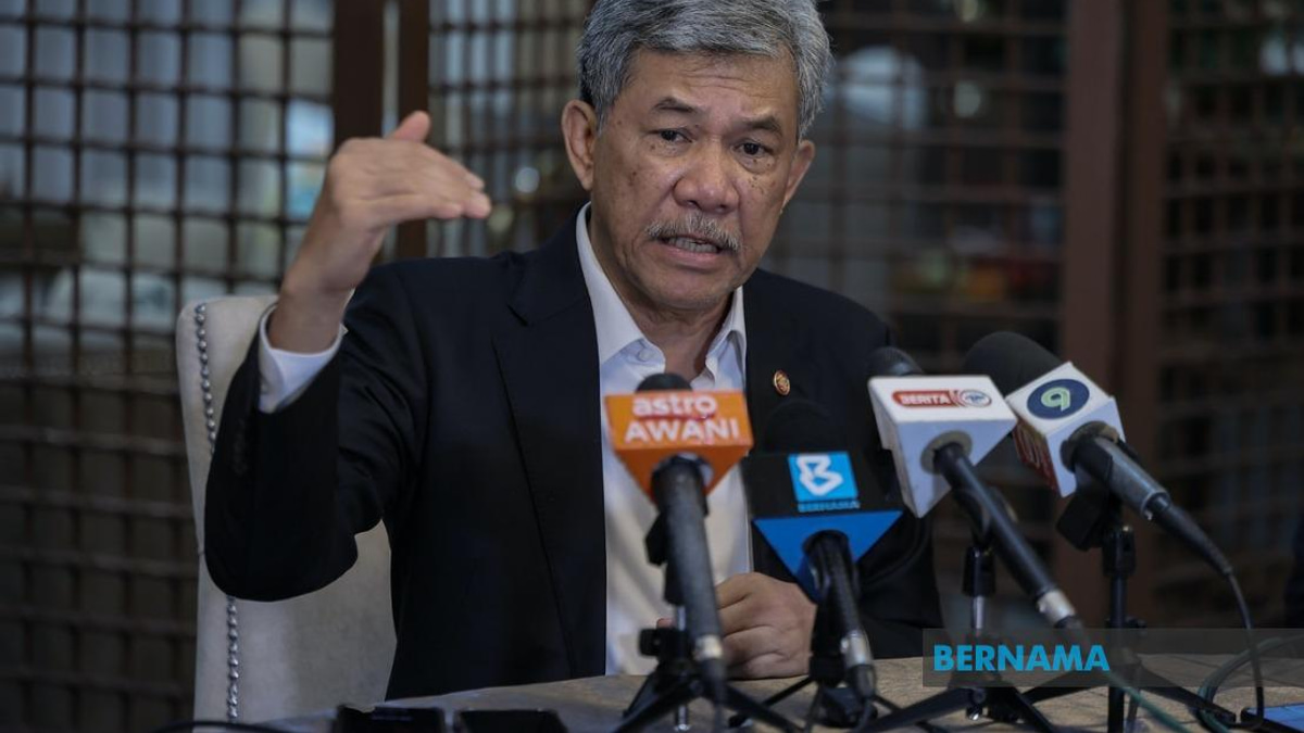 Myanmar Shows Greater Openness to Peace Talks, Says Mohamad