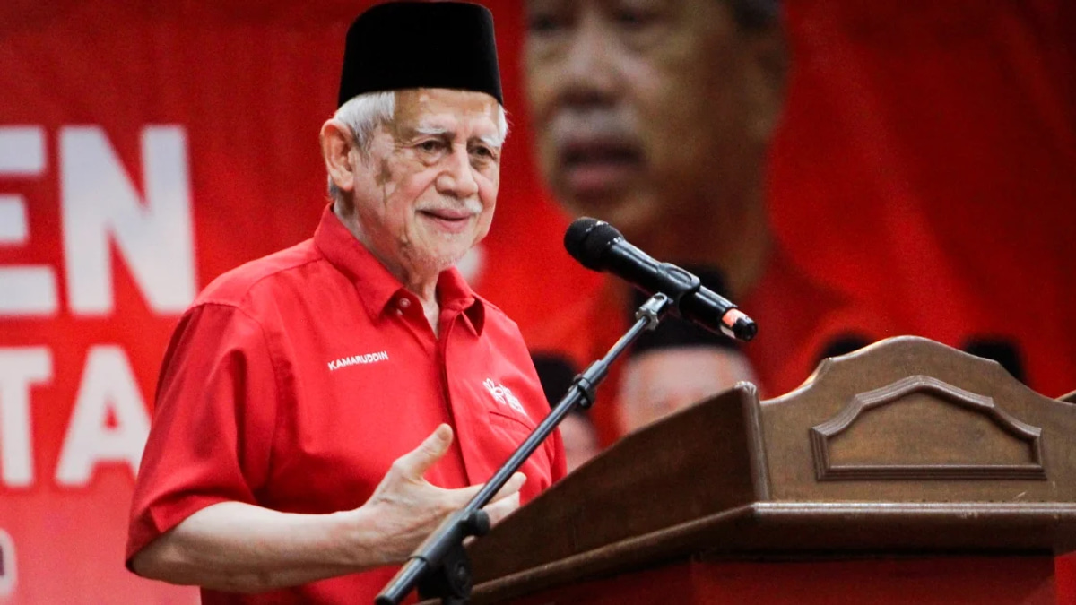Kelantan Bersatu Unfazed by PN's Decision to Remove Azmin and Radzi from Leadership