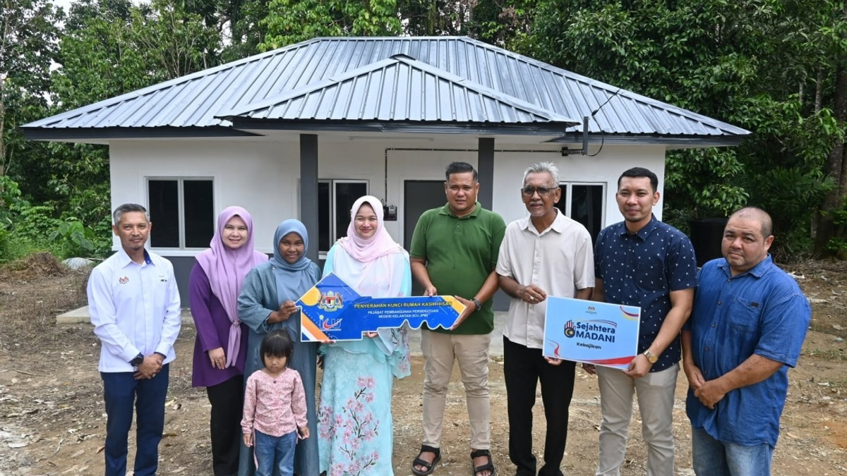 Government Delivers Rumah Kasih Ihsan Homes to Jeli Families in Kelantan