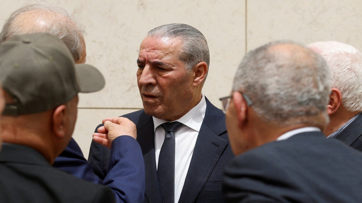 Fatah Names Hussein Al-Sheikh As New Deputy Leader
