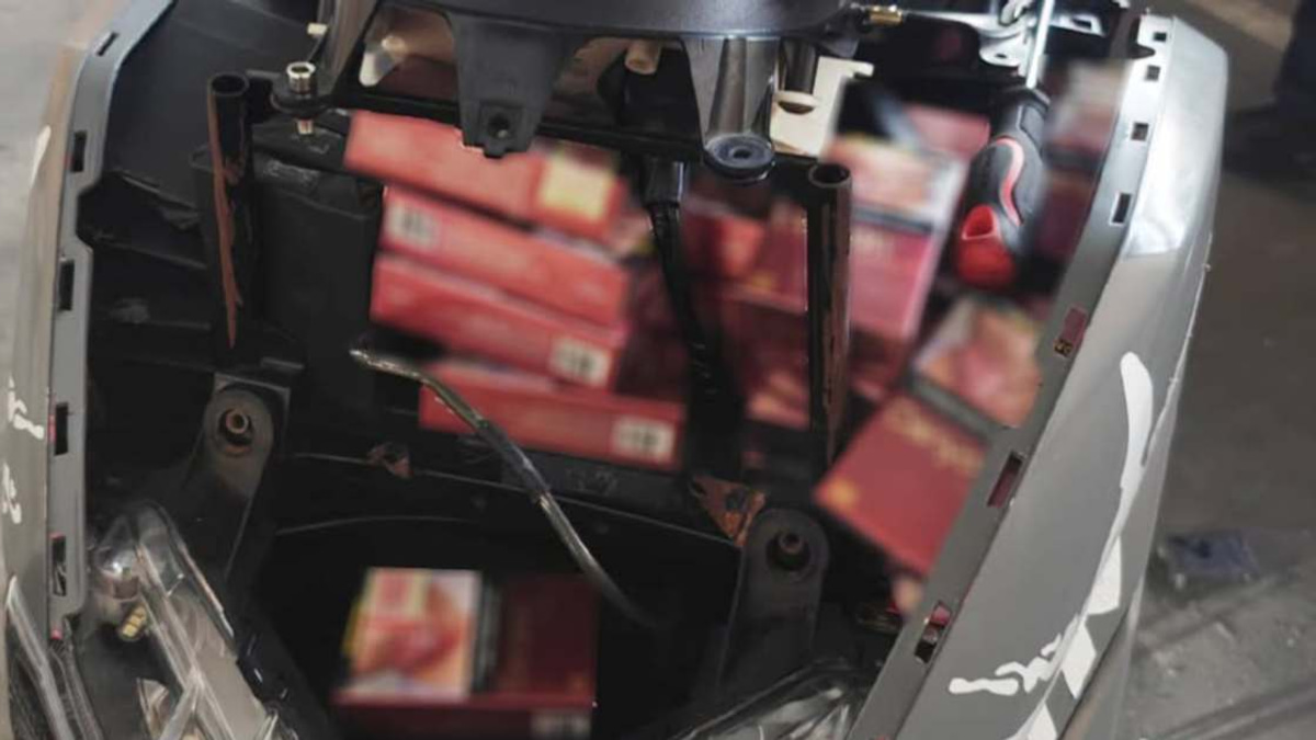 Woman Held at Tuas Checkpoint in Cigarette Smuggling Attempt