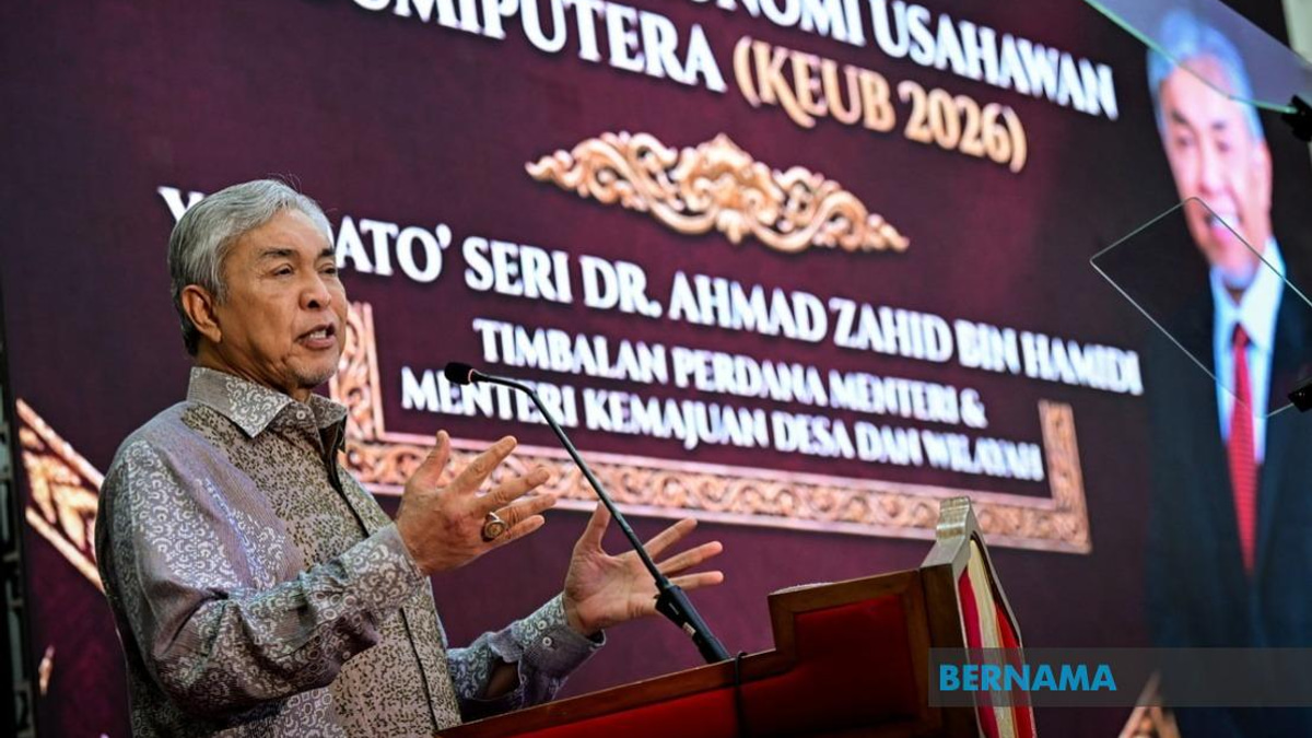 Johor BN's Candidate Slate Still Under Review, Says Zahid