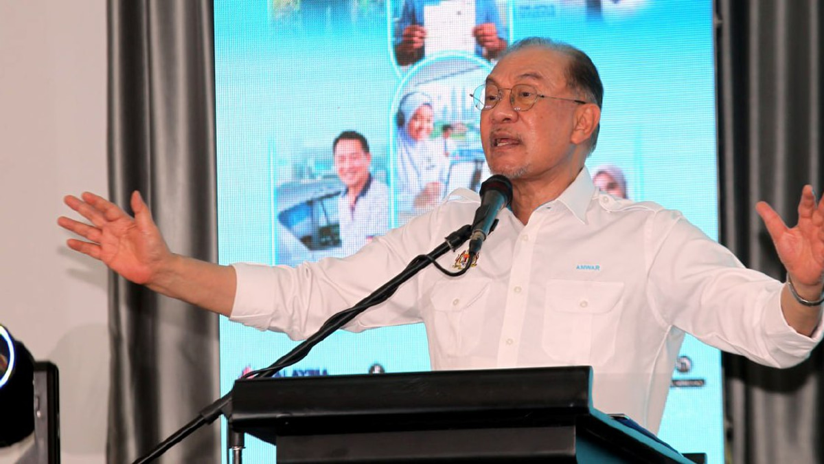 Anwar Commits RM15.3 Million Investment in Perak Religious and Islamic Boarding Schools