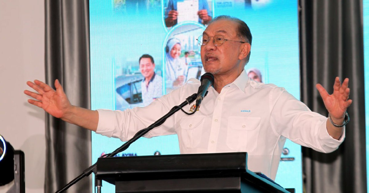 Anwar Commits RM15.3 Million Investment in Perak Religious and Islamic Boarding Schools