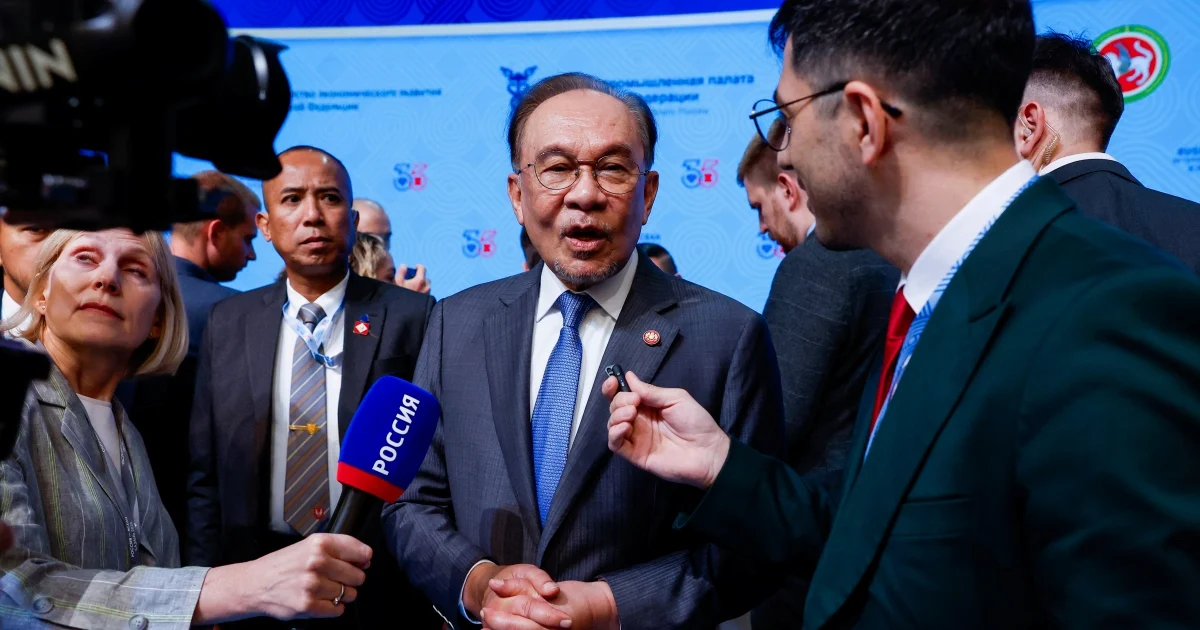PM Anwar celebrates Russian culture, emphasizes soft power in bilateral relations