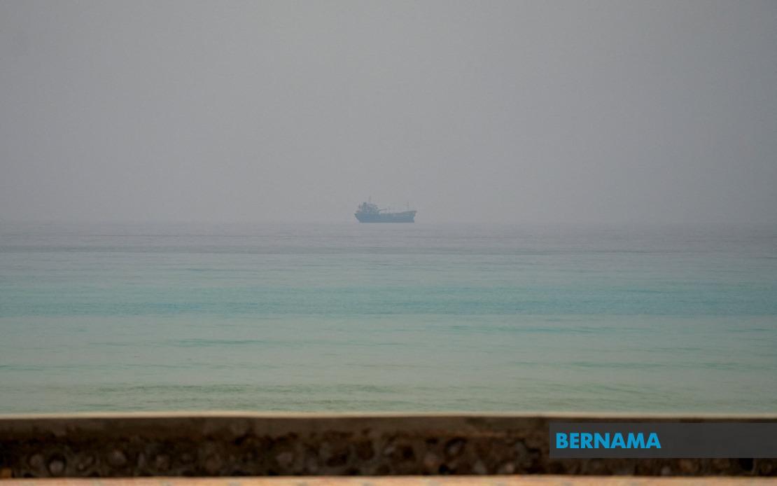 Three Oil Tankers Struck Off Oman Coast, Three Crew Members Missing