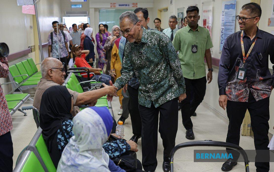 Malaysia's Health Ministry Targets Workplace Mental Health Policy by October