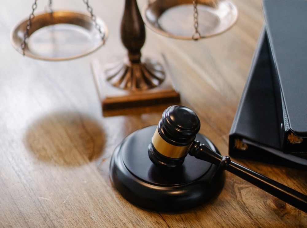 Driver of Ex-High Court Judge Sentenced to Three Months in Prison for Criminal Intimidation