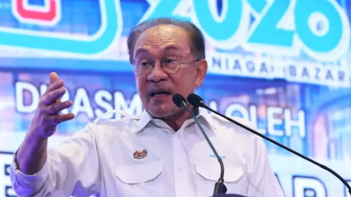 Anwar Cracks Down on Bumiputera Loan Abuse, Warns Agencies Against Endorsement-Based Lending