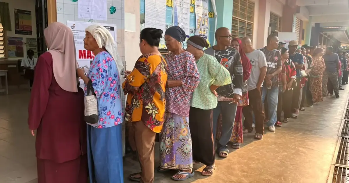 MCA's Chennah Triumph Signals Strength of Malay-Based Coalition Support, Analysts Say