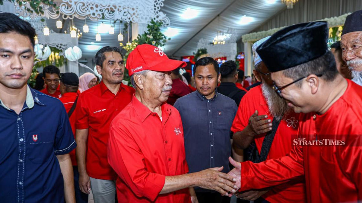 Bersatu Charts New Course: Muhyiddin Signals Exit from PN as Party Seeks Fresh Coalition