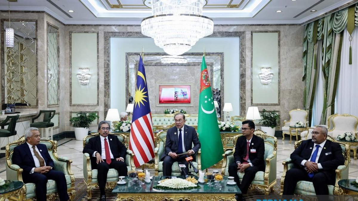 Anwar's Turkmenistan Visit Marks Strategic Energy Partnership for Malaysia