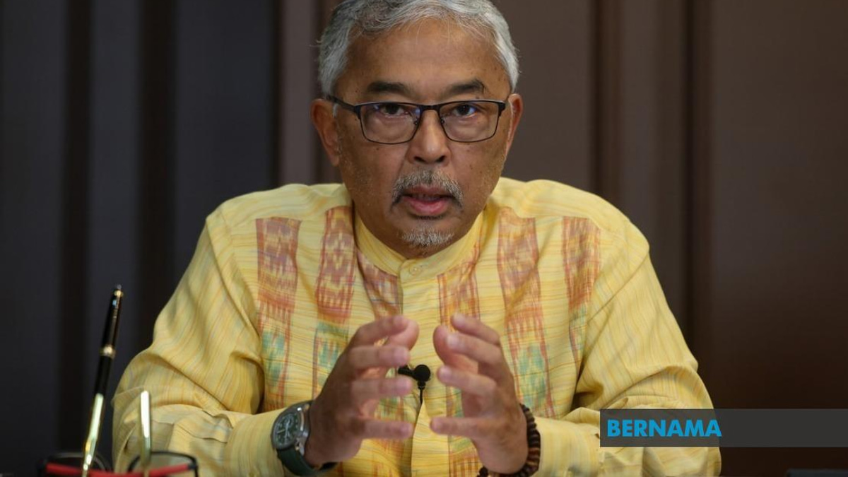 Pahang Sultan Orders Urgent Safety Inspections of Large, Aging Trees Across State