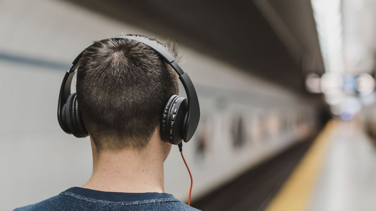 Musicians Push Back as Record Labels Rush into AI Deals Without Their Consent