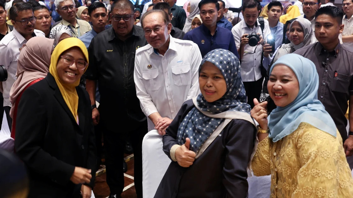 Malaysia leaps eight places in global competitiveness rankings under Anwar's leadership
