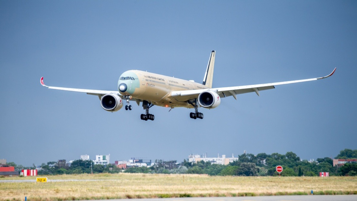 Airbus Completes First Flight of Qantas Ultra-Long-Haul A350