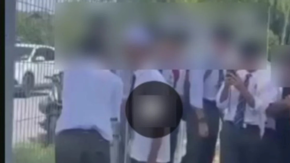 Selangor Education Department Aids Investigation Into Viral Rawang School Fight