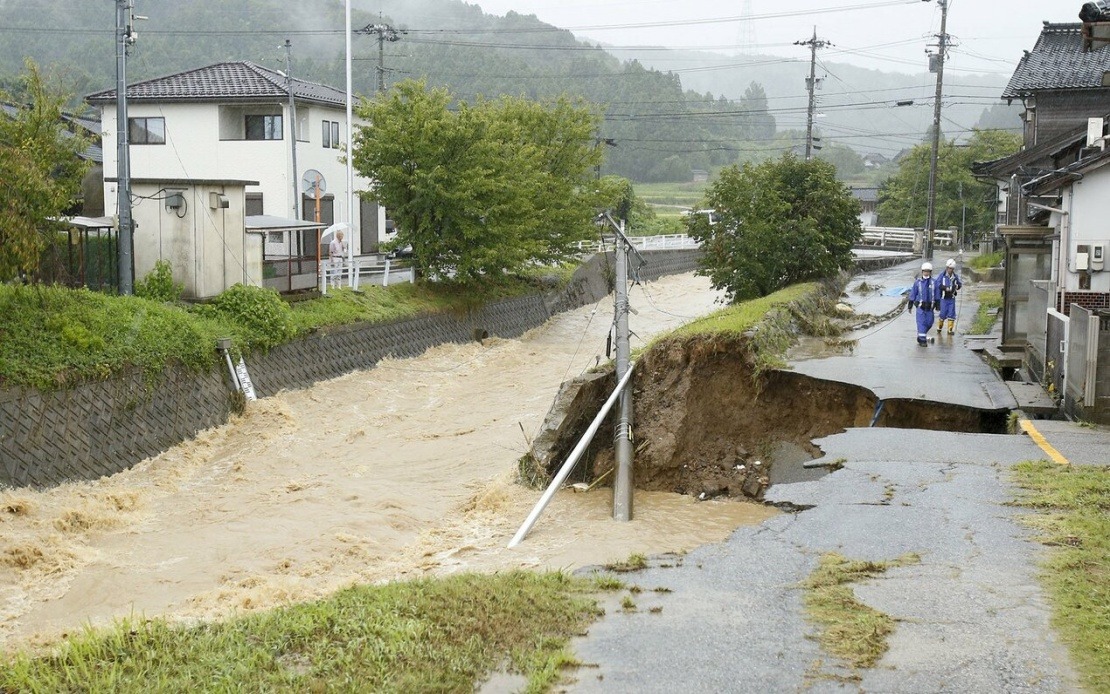Central Japan Battered by Torrential Rain as Landslides and Flooding Displace Thousands