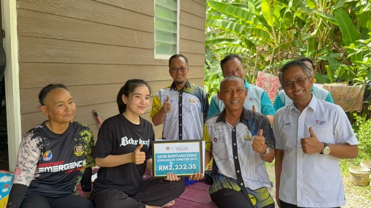 UPSI Turns Dream Into Reality for Three Deserving Students Through Financial Aid Initiative
