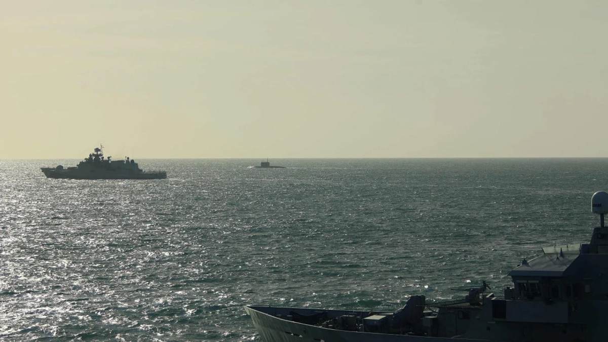 UK downplays Russian warship incident as 'reckless' amid rising Channel tensions