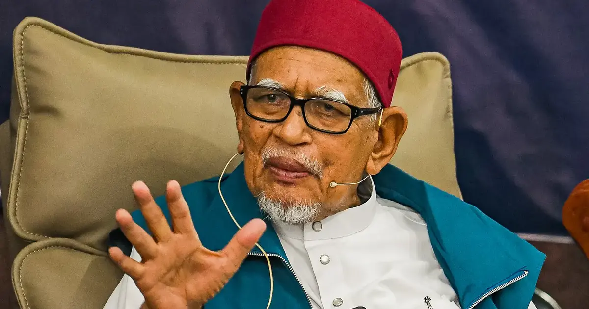 Melaka Power-Sharing Deal Between BN and PN May Take Unconventional Form, Hadi Suggests
