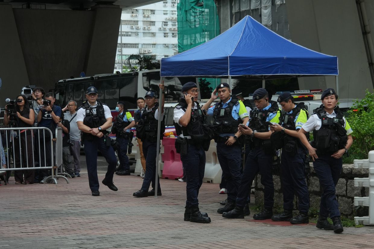 Hong Kong Woman Detained for Allegedly Seditious T-Shirt During High-Profile Court Case