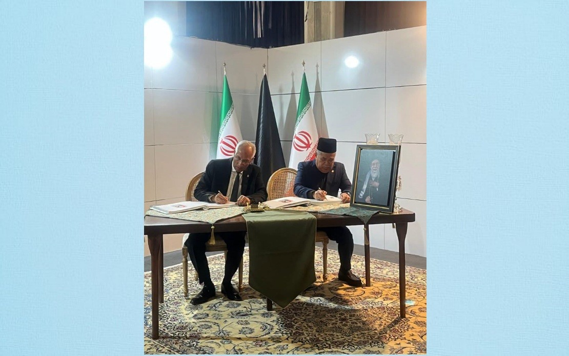 Malaysia's Agriculture Minister Leads Delegation to Pay Respects to Late Iranian Supreme Leader
