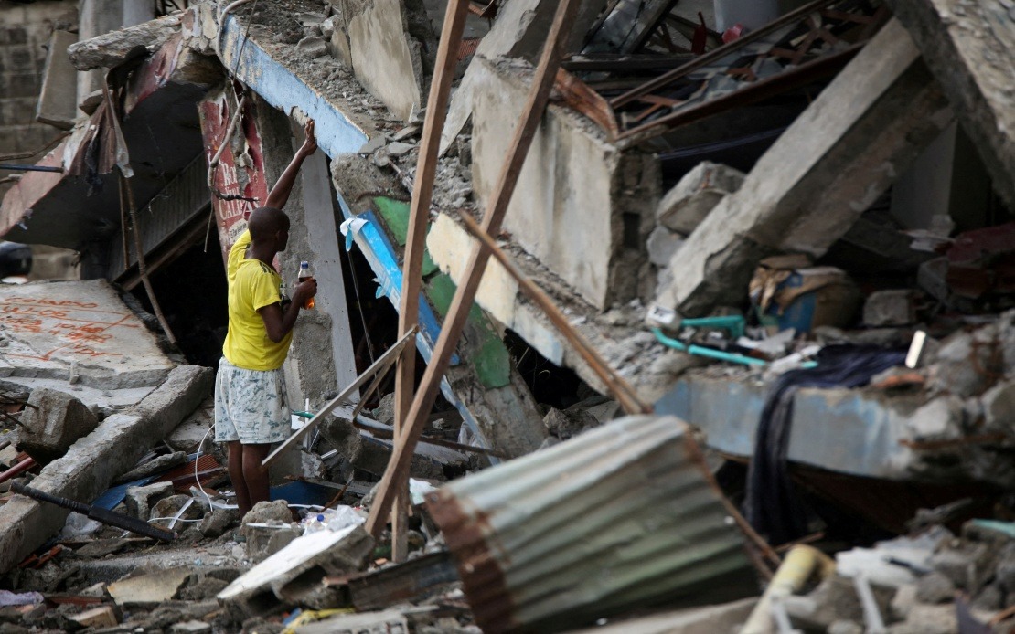 Colombia Battles Dual Crisis: Massive Wildfires Compound Earthquake Recovery Efforts