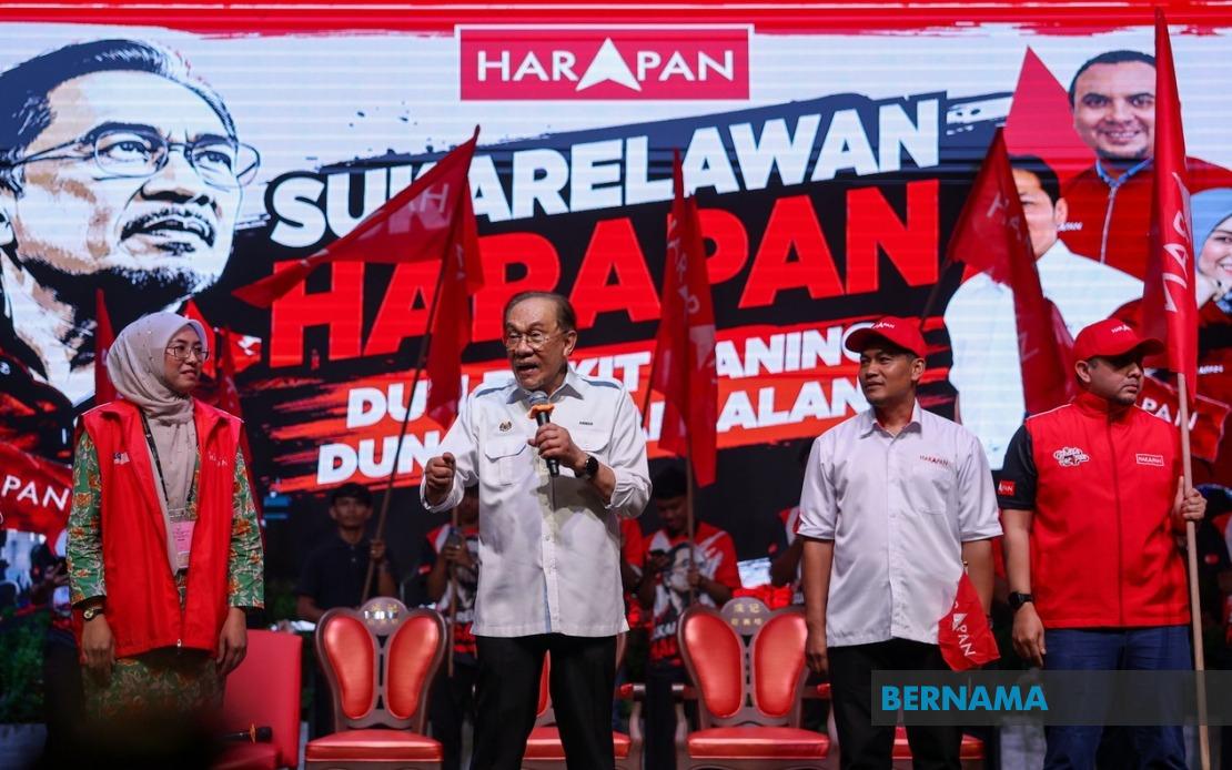 Johor Election Offers Youth Chance to Build Inclusive Future, Anwar Says