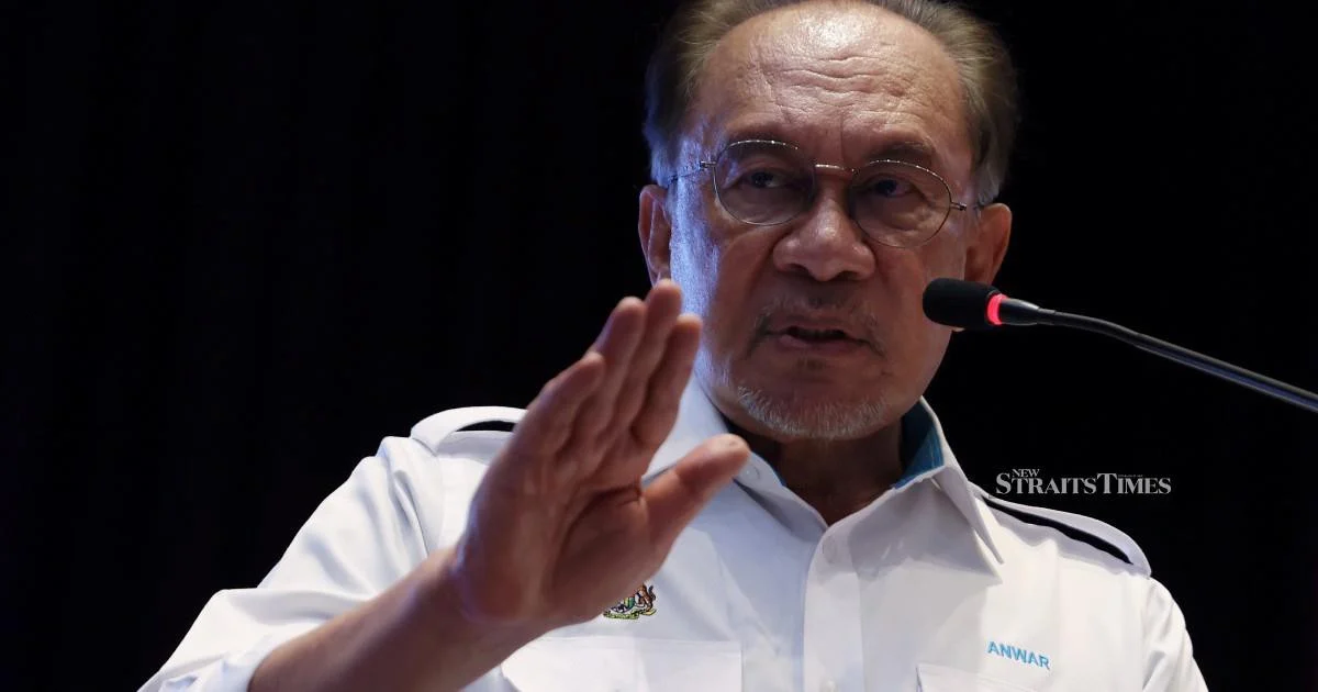 Anwar credits capable civil service for Malaysia's rising global competitiveness