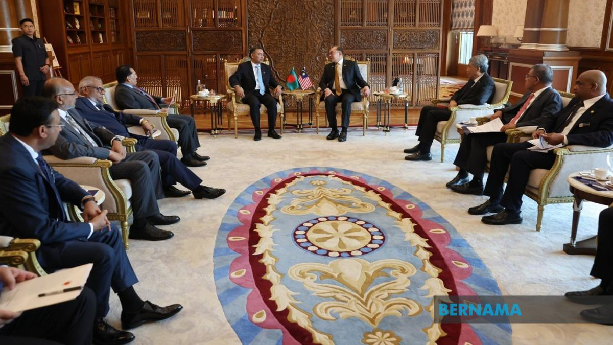 Malaysia and Bangladesh to Tackle Rohingya Crisis Through ASEAN Channels, Says PM Anwar