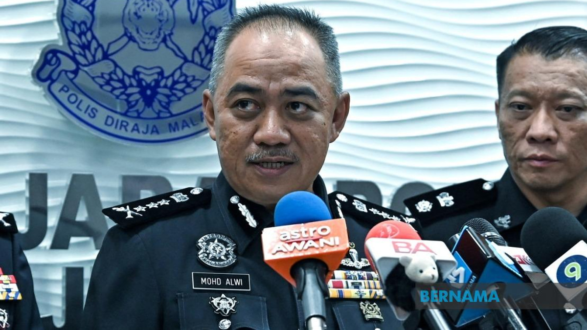 Ipoh Teen in Critical Condition Following School Building Fall