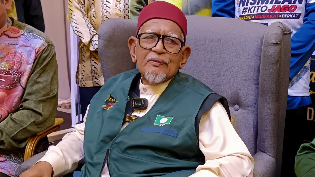 Hadi Rejects Muhyiddin's 'Toxic PN' Charge, Blames Bersatu Leadership