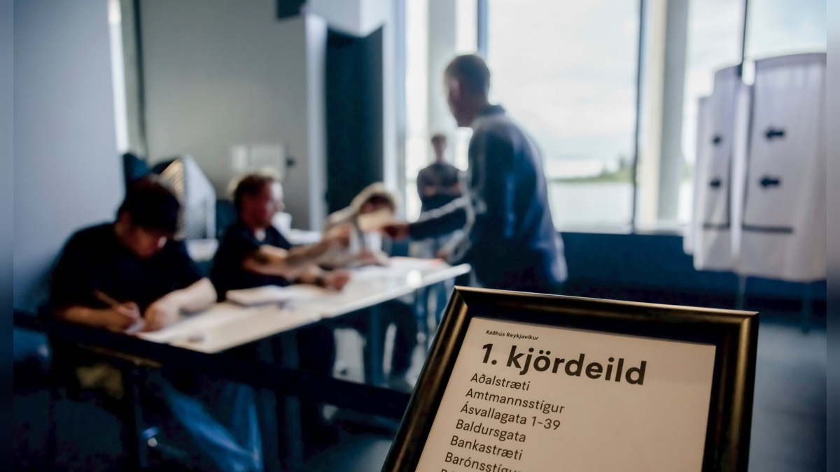 Iceland Rejects EU Membership Bid in Tight Referendum Vote
