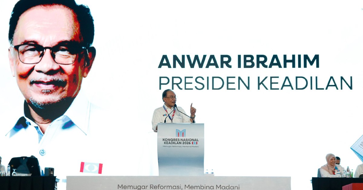 PKR Charts Middle Path: Anwar Confirms Dual Alignment with Both BN-Umno and Pakatan Harapan