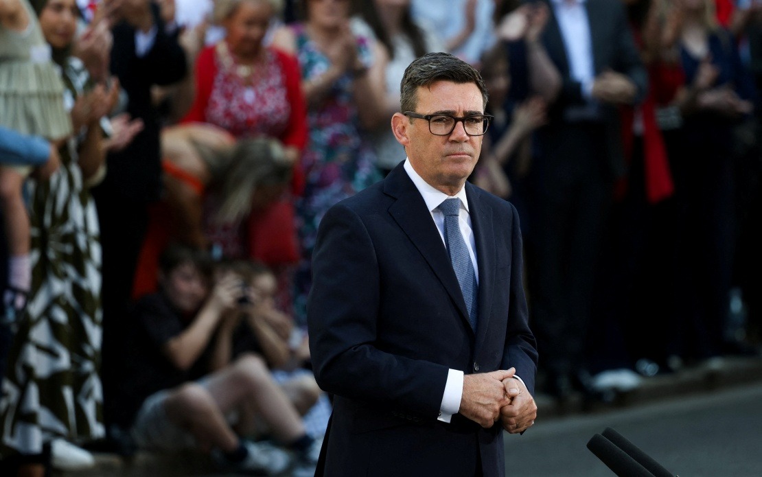 Andy Burnham Becomes UK Prime Minister Following Starmer's Resignation