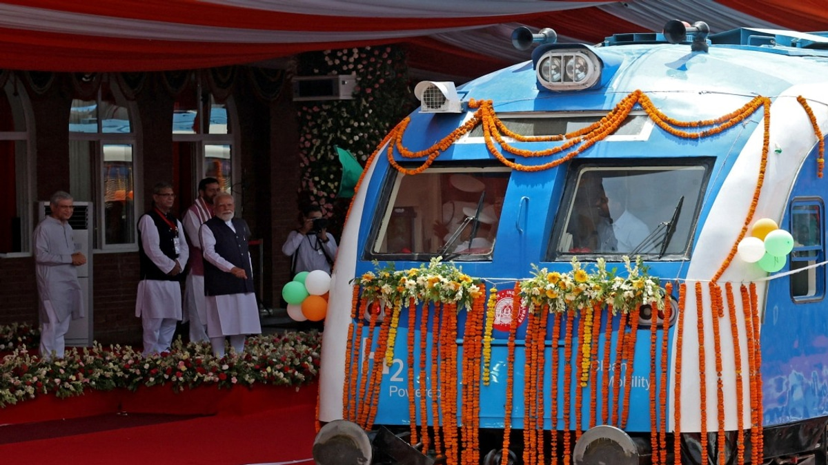 India Launches First Hydrogen-Powered Train, Joining Global Green Rail Revolution