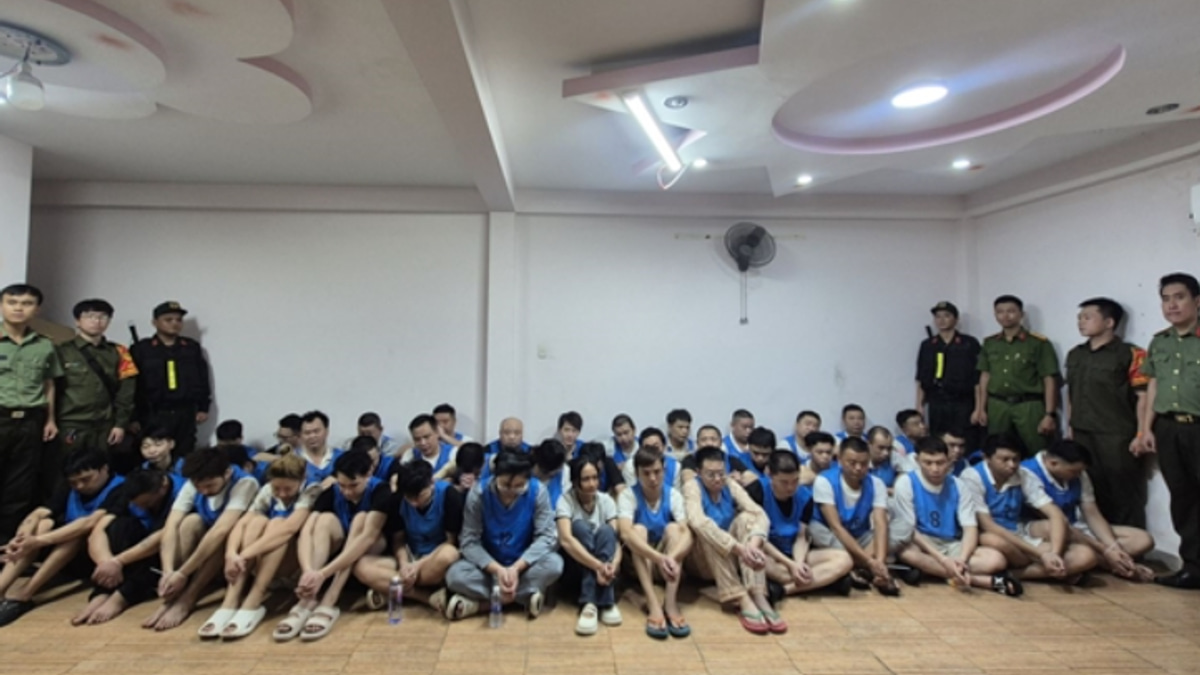 Vietnam Busts International Cybercrime Ring Smuggling Foreigners for Online Fraud Operations