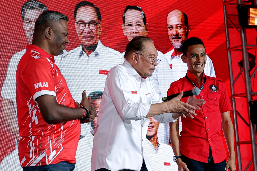 Anwar Reaffirms Inclusive Malaysia After Apologising for Remark That Caused Concern in Indian Community