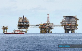Southeast Asia's Offshore Energy Investment Surge Signals Regional Confidence Despite Middle East Tensions