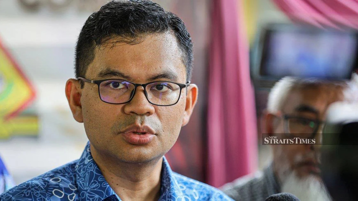 Rafizi Free to Choose His Political Future, Says PKR Leader Akmal