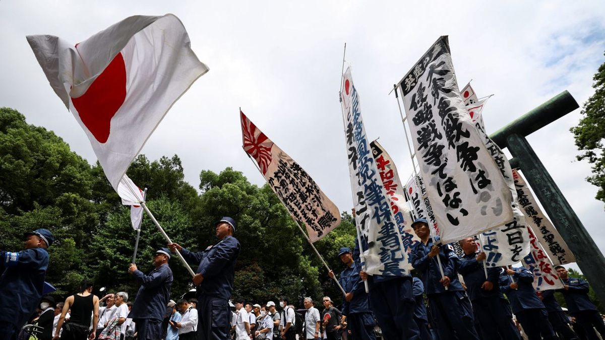 Japan's Defence Minister Visits Yasukuni Shrine as PM Maintains Distance