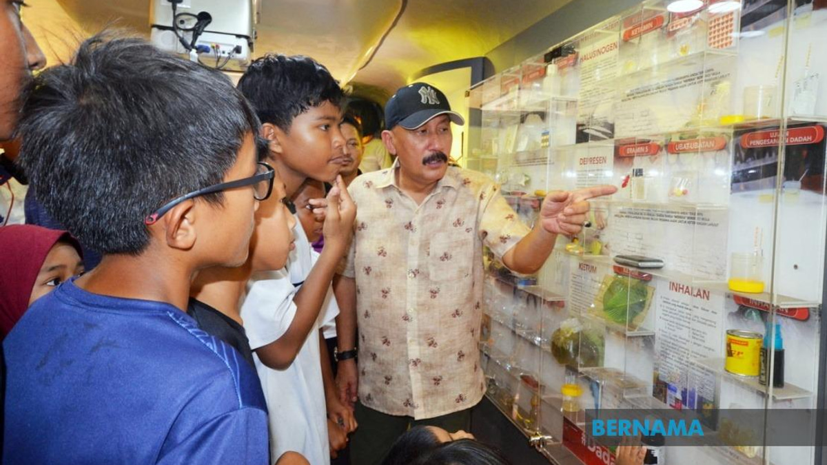 AADK Endorses Mandatory Drug Screening For Malaysia Airlines Pilots and Cabin Crew