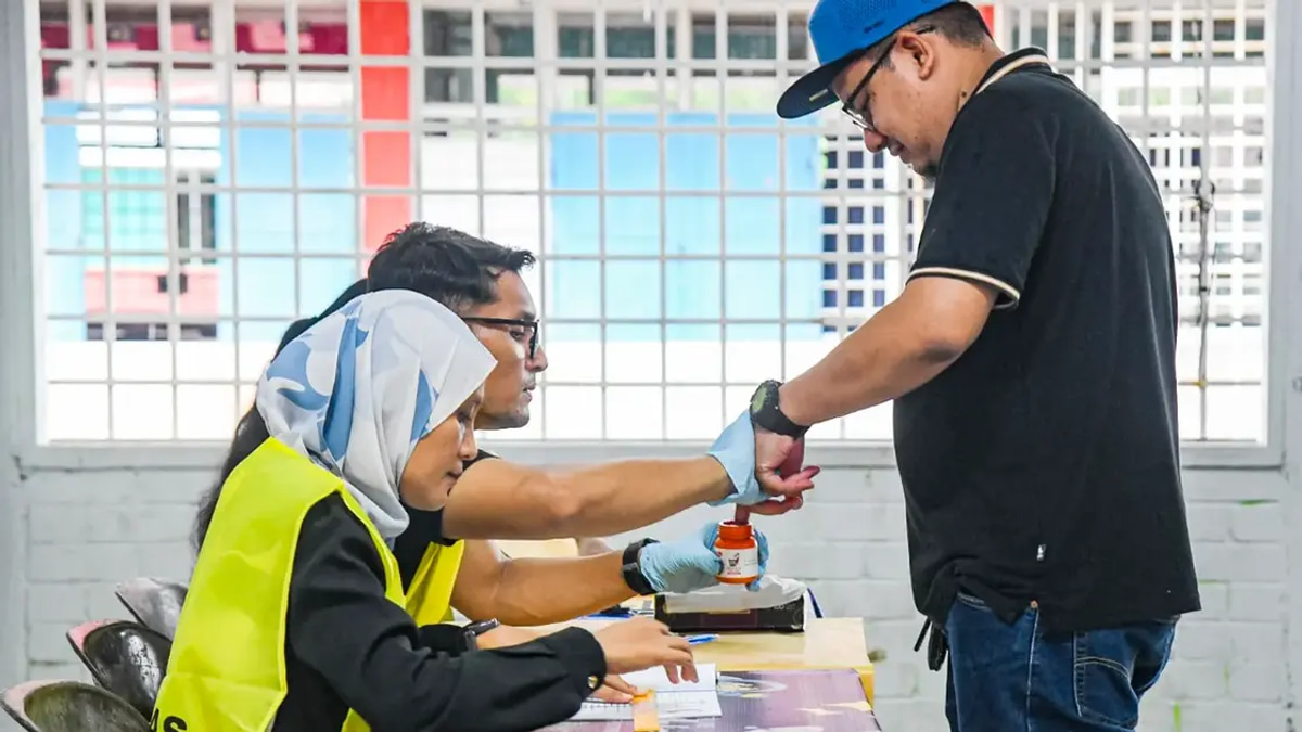 Ethnic composition, not generational divide, explains BN's youth support, says Ong Kian Ming