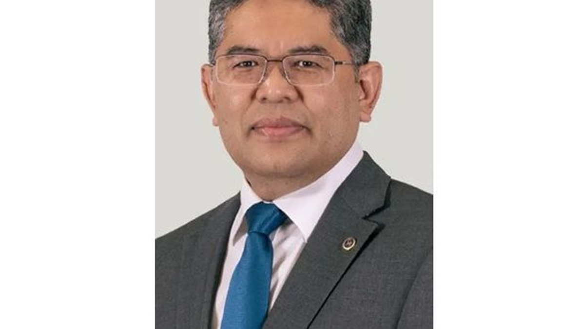 Malaysia's Wage Growth Lags Productivity, Central Bank Urges System Overhaul