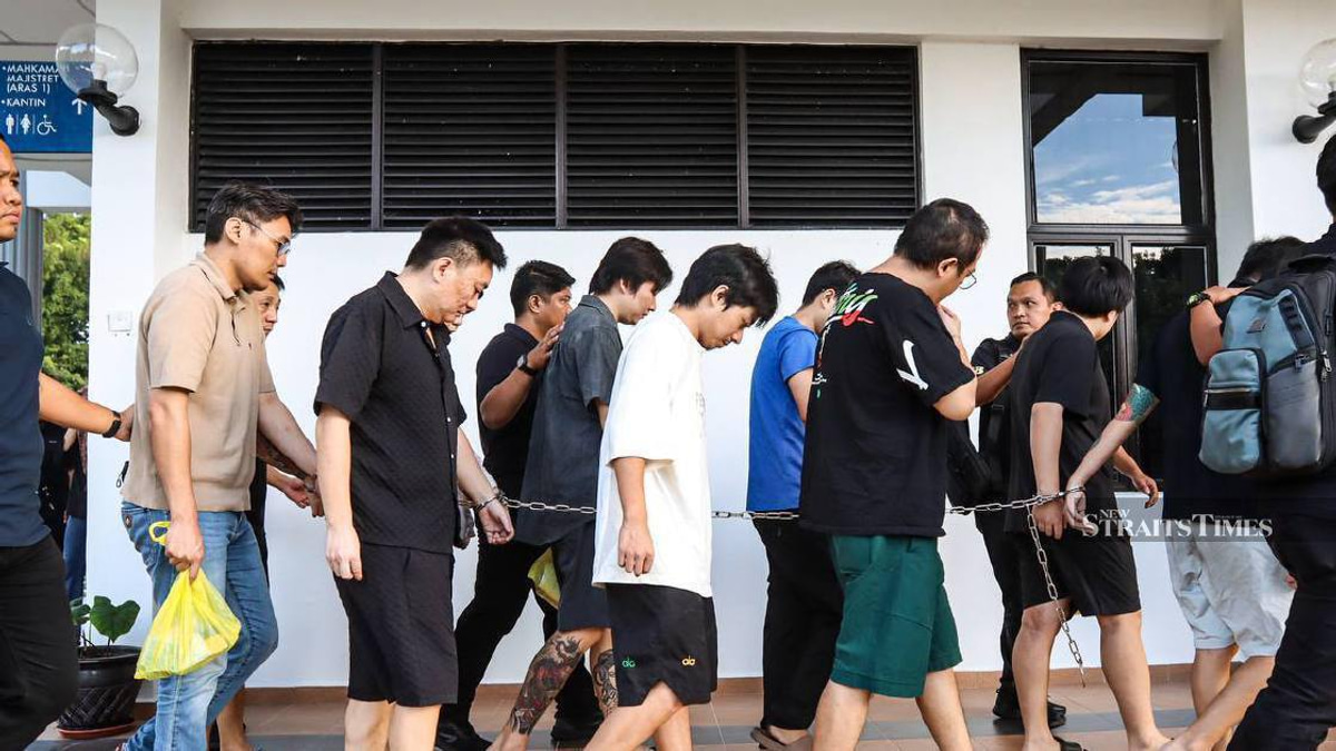 Nine Chinese Nationals Face Trial Over Alleged Romance Fraud Network in Balik Pulau