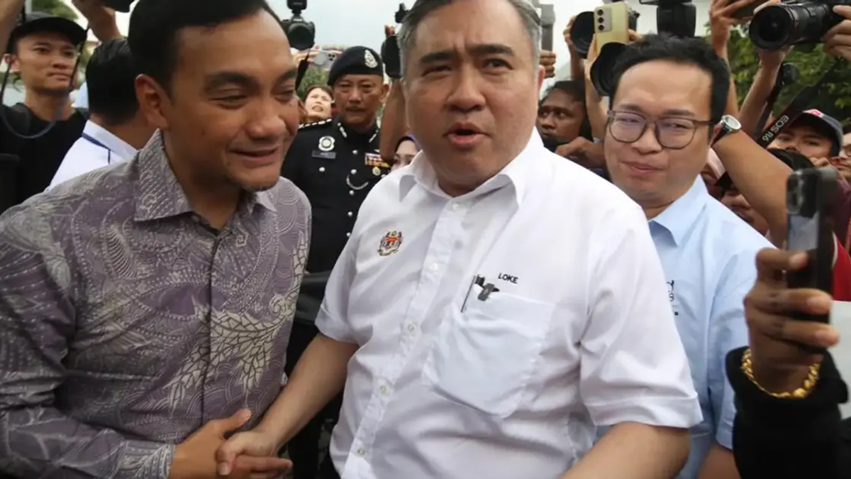 Loke and Onn Hafiz Break Ice After Public Row, Keep Meeting Polite