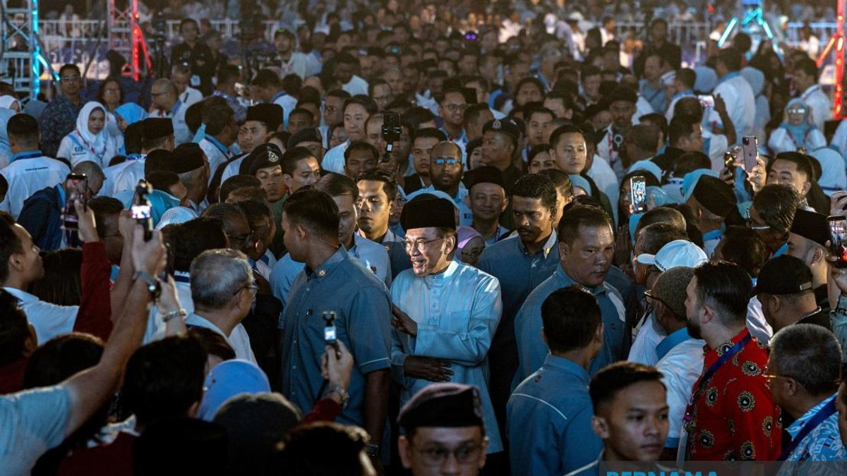 PKR Must Focus on Internal Strengthening, Says Tengku Zafrul Ahead of 2026 Congress